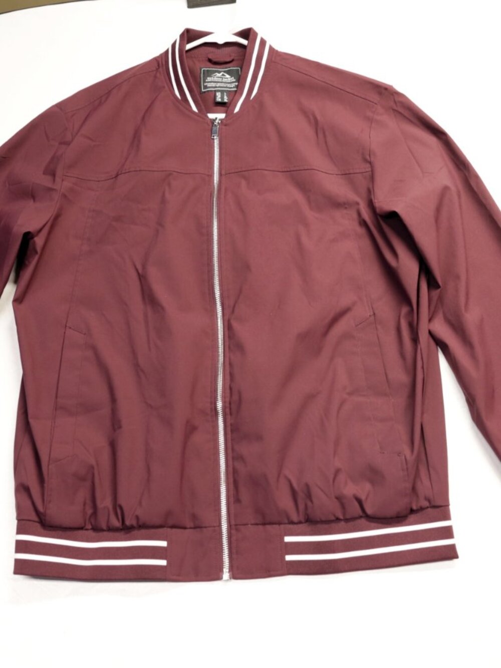 MAGCOMSEN Men’s Maroon Full Zip Bomber Jacket Size L–Lightweight Softshell Windb - Picture 3 of 13